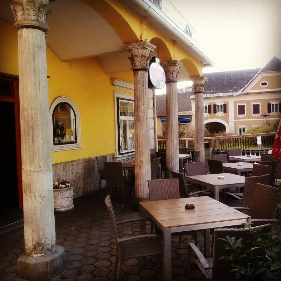 Zur Goldenen Krone Ehrenhausen Εξωτερικό φωτογραφία